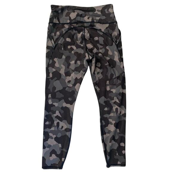 Athleta Lightning Camo Tight Leggings High Rise Ankle Black Gray Size Medium - Picture 4 of 6